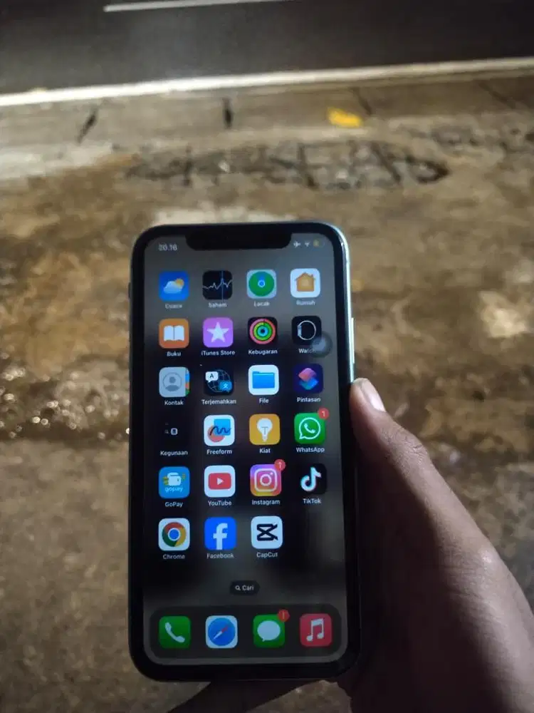 iphone 11 64gb wifon