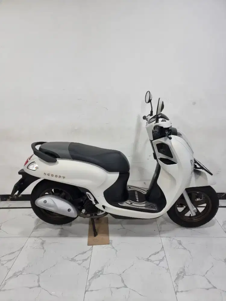KM 2 RB Honda New Scoopy 110 Prestige Keyless 2025 bln 7