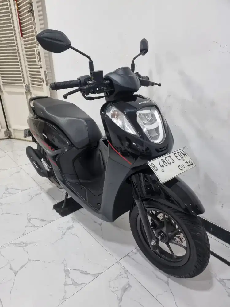 Honda New Genio 110 ESP CBS LED Fi 2025 bulan 9 Km 4 rb kredit DP 2 jt