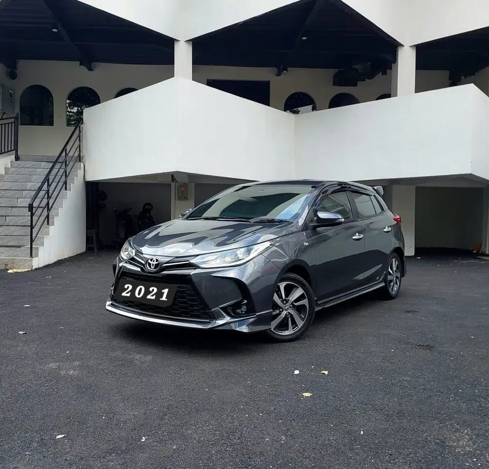 Toyota Yaris Sport GR 1.5 AT 2022 / UM 9.9 jt