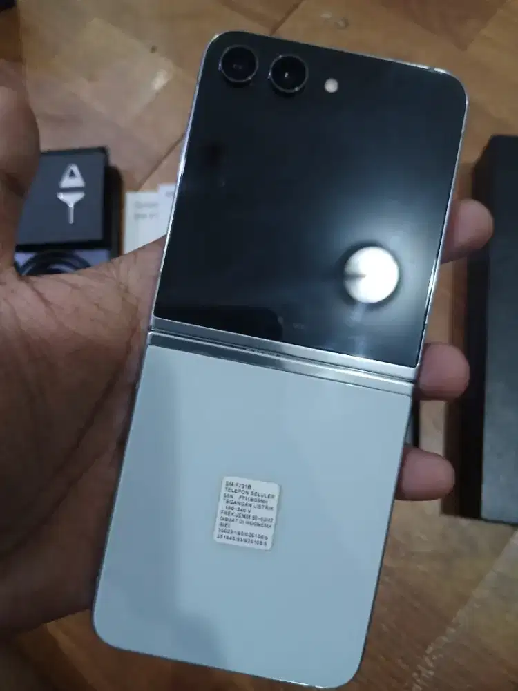 Samsung Z Flip 5 8/256