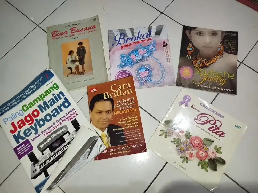 Buku Gratis beragam