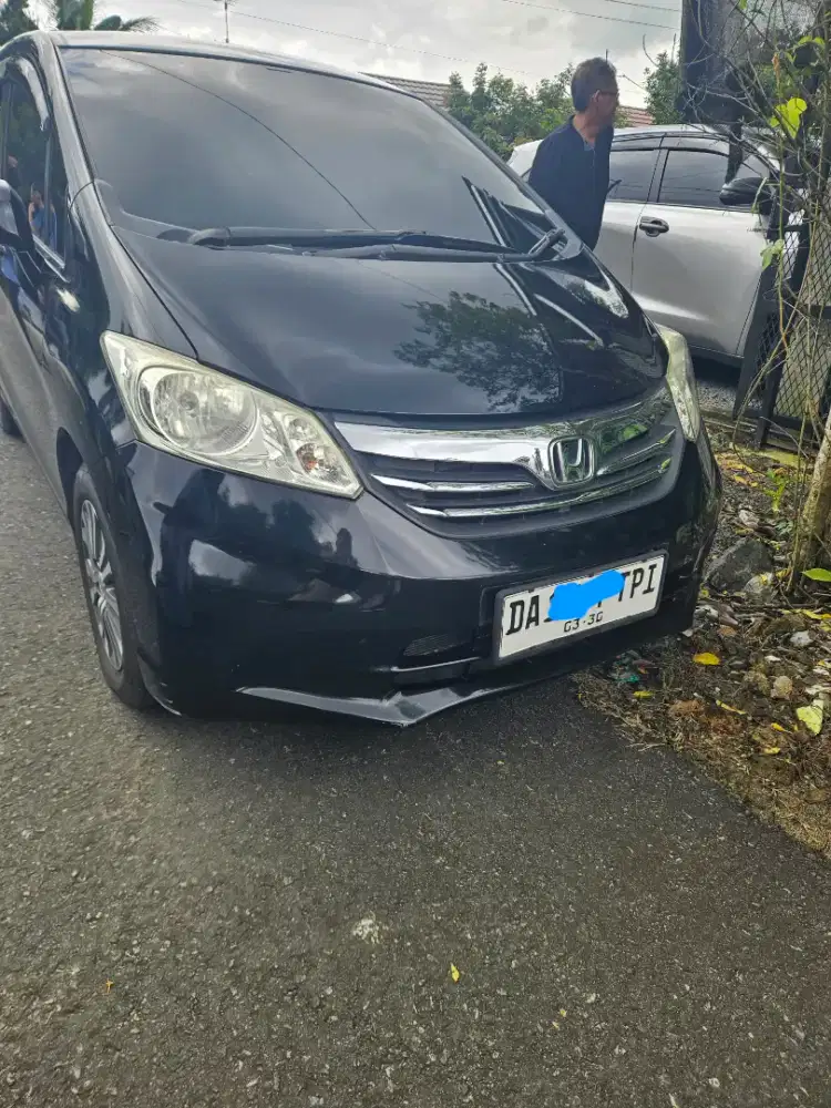 Honda Freed 2012 KM rendah pemakaian wanita