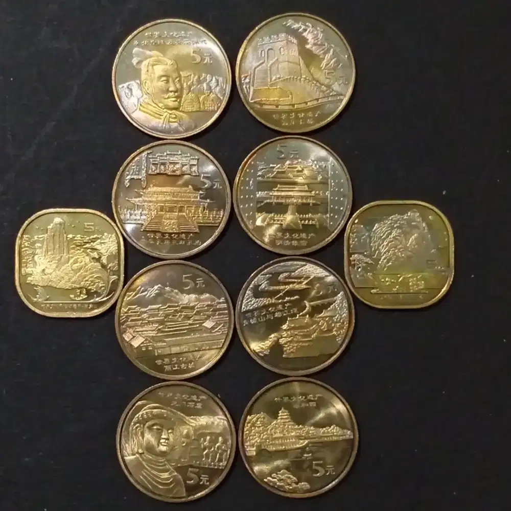 10 Keping Koin Peringatan China