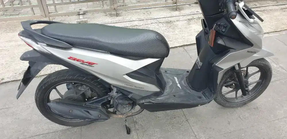 Beat Duluxe th 2022 mulus pjk baru