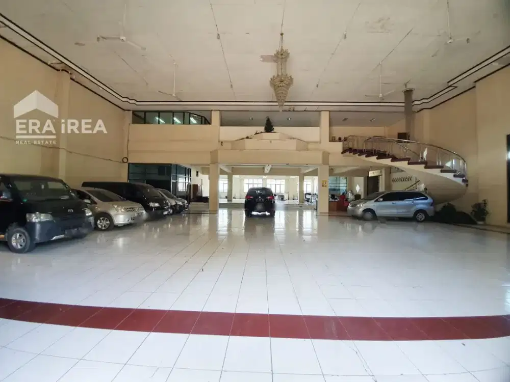 RUANG USAHA 3 LANTAI DIJUAL DI SOLO JEBRES AREA RSUD MOEWARDI, RS HERMINA