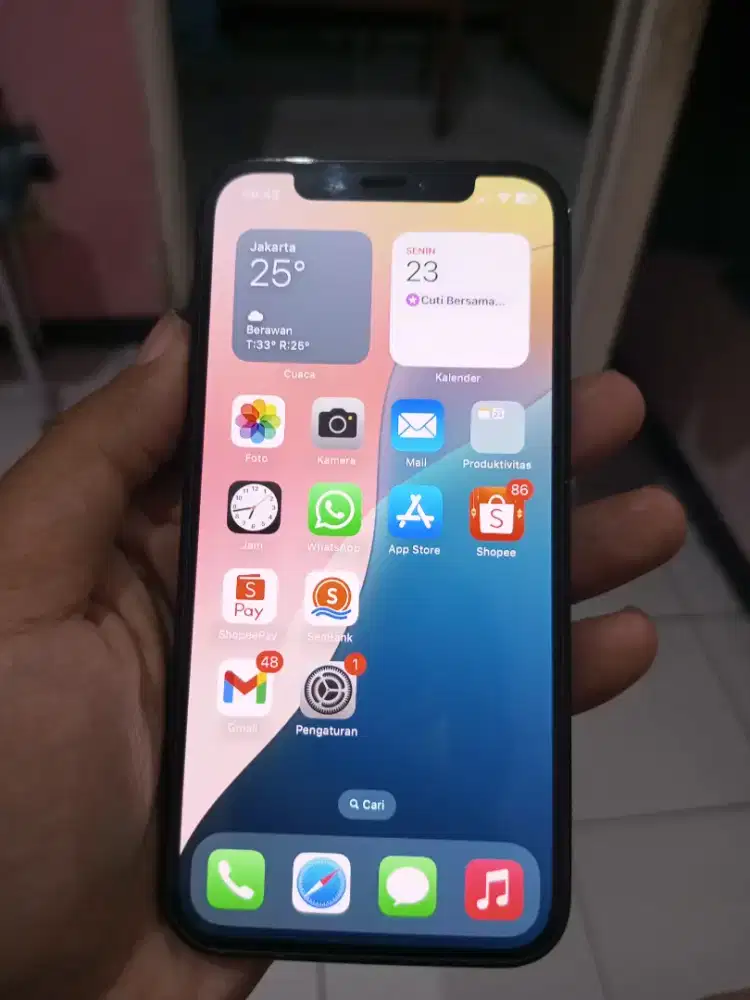 iPhone 12 pro memori 256 resmi ibox like new barang cuma disimpan