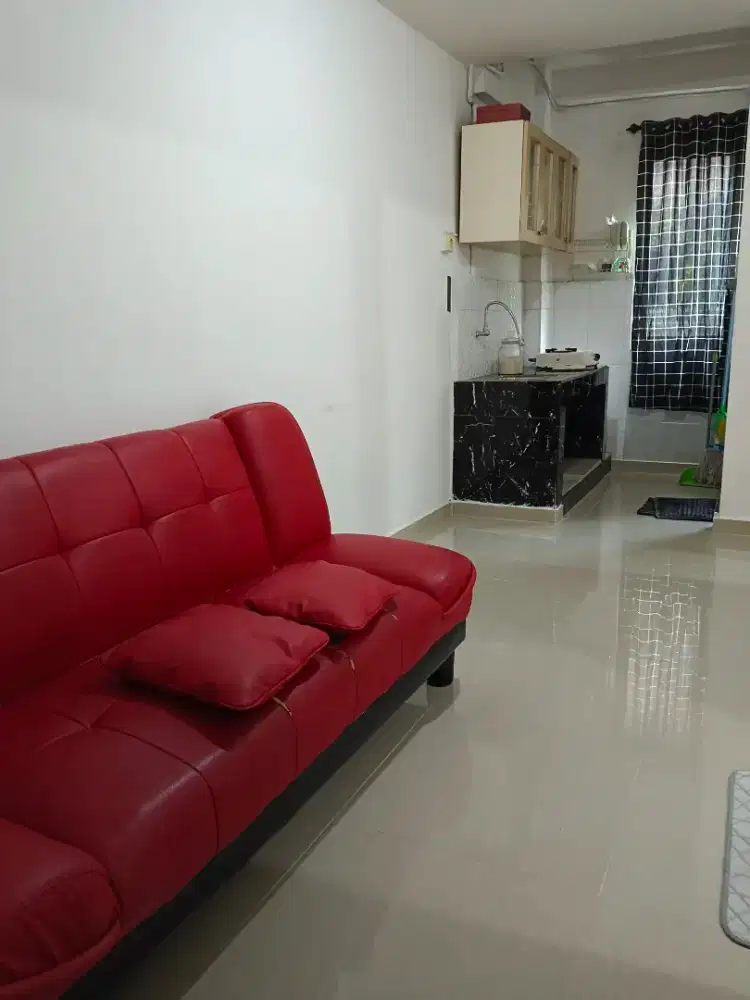 2 KM Delta Cakung – Lantai & Dapur Granit, Siap Huni!