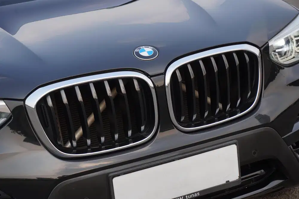 BMW X3 hitam 2019 Istimewah