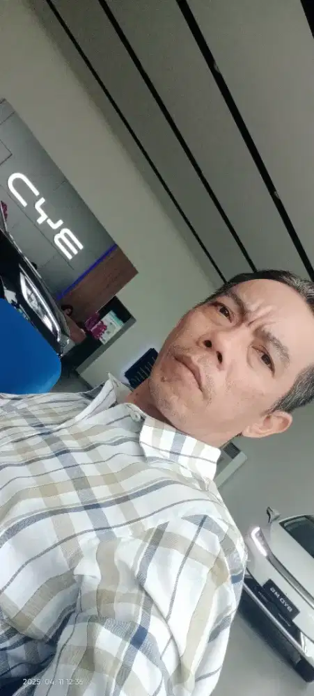 Supir pribadi atau kantor tidak merokok