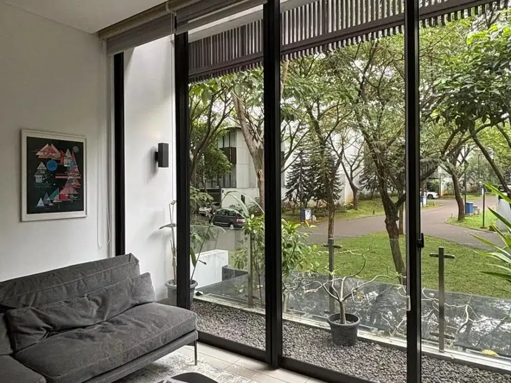 Townhouse Cluster One Gate System Modern Furnish Lebak Bulus Jakarta Selatan Serenia Hills