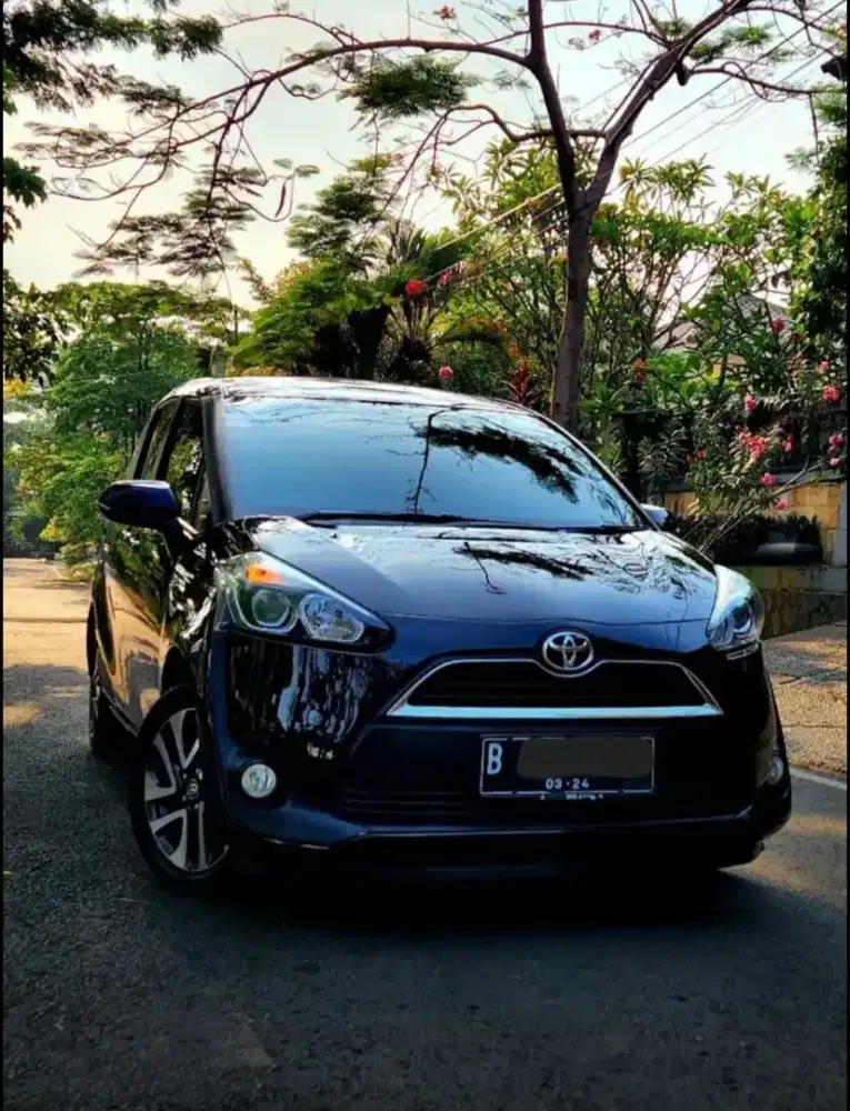 Toyota Sienta 1.5 V at 2019 cash/kredit tdp 10jt