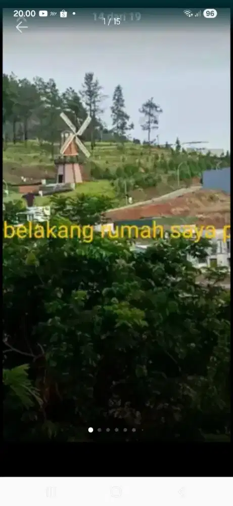 Rumah di lereng gunung  dgn hawa yg sejuk & view yg cukup bagus