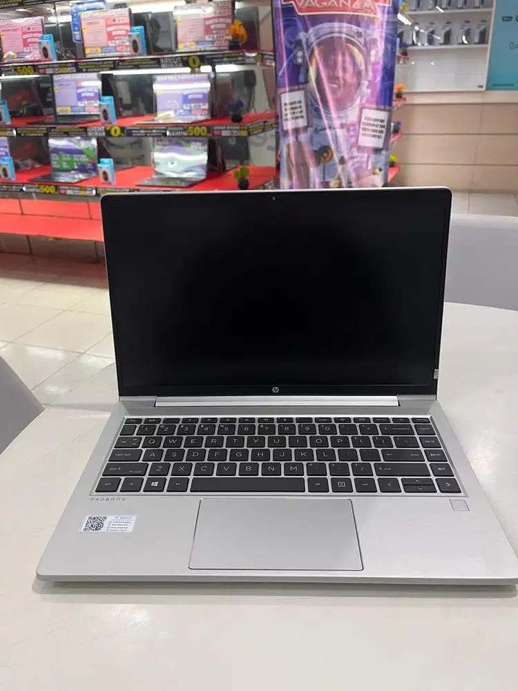 Hp 44 Layar sentuh Siap untuk editing dan multitasking