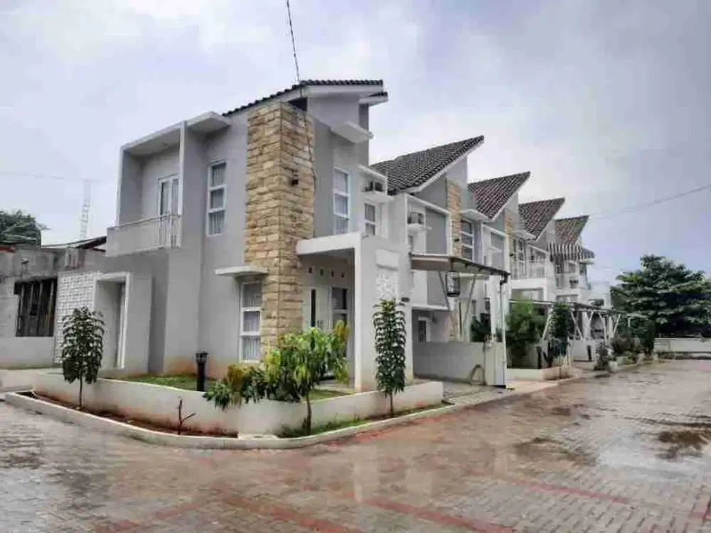 Dijual Rumah Townhouse Semi Furnished Bisa KPR Mewah Murah Pancoran Mas Depok