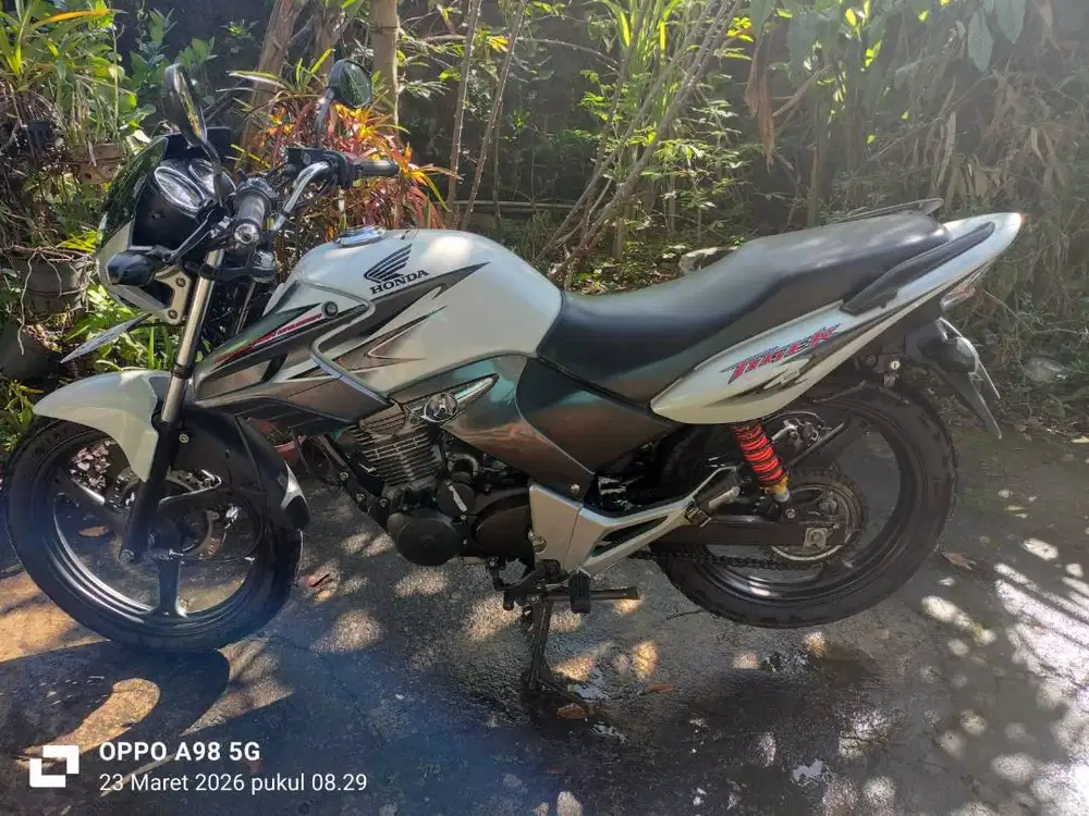 Honda Tiger Revo thn 2012 km rendah
