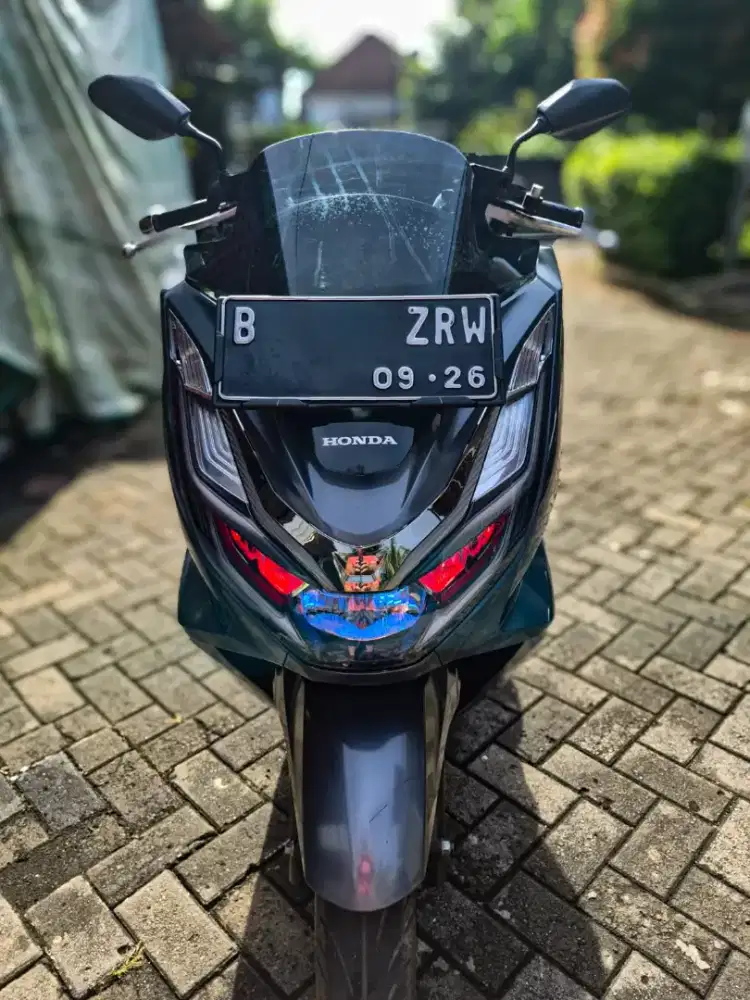 Honda PCX 160 CBS Tahun 2021 Grey