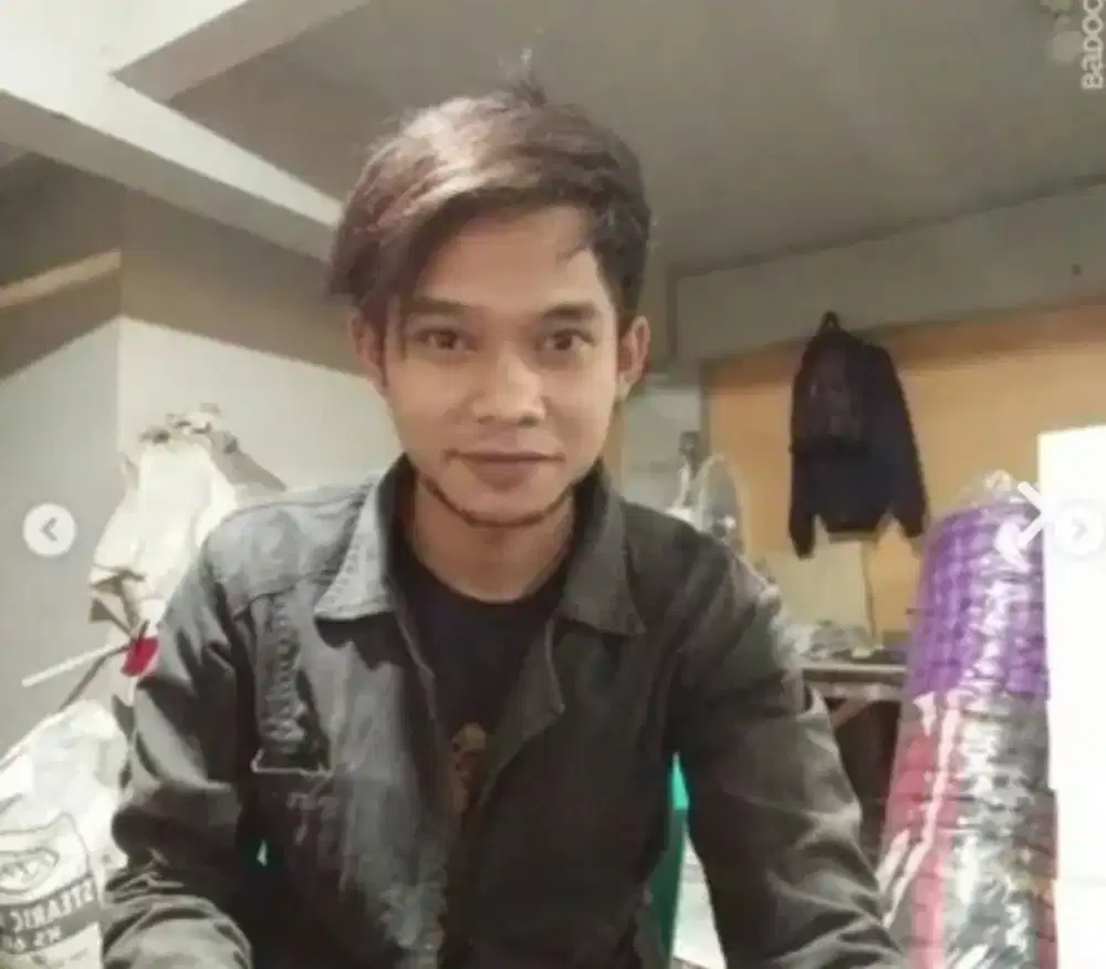 Mencari lowongan pekerjaan