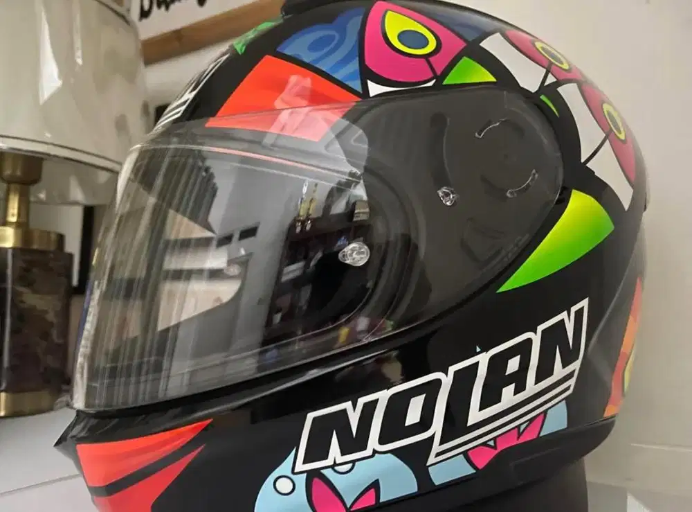 Helm Nolan 60.6  Chaz Davies Like New 9,9/10
