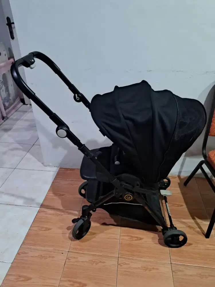 Dijual stroller merk bagus cocolatte bisa dua sisi