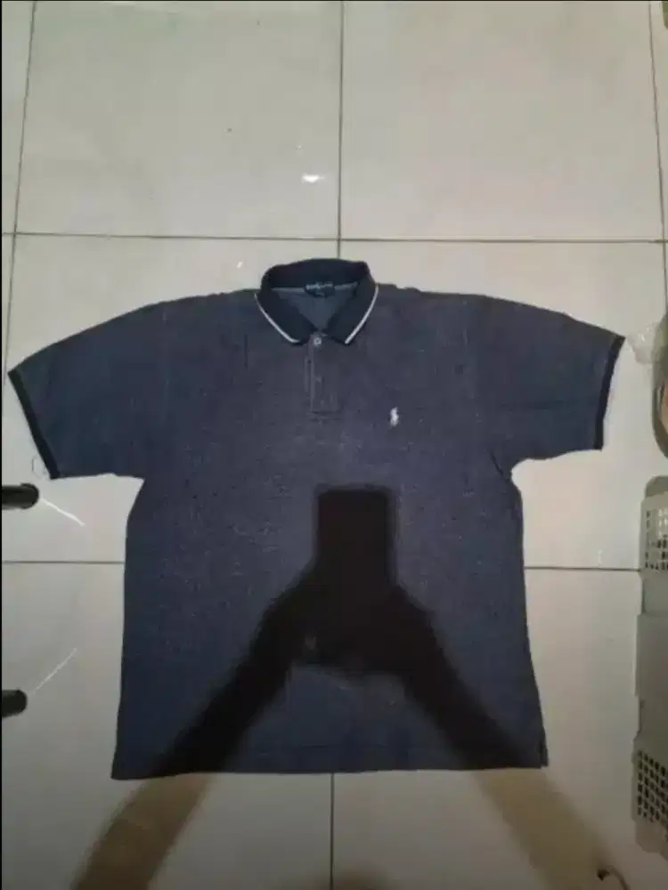 Kemeja kaos lingkar dada +/- 116 cm