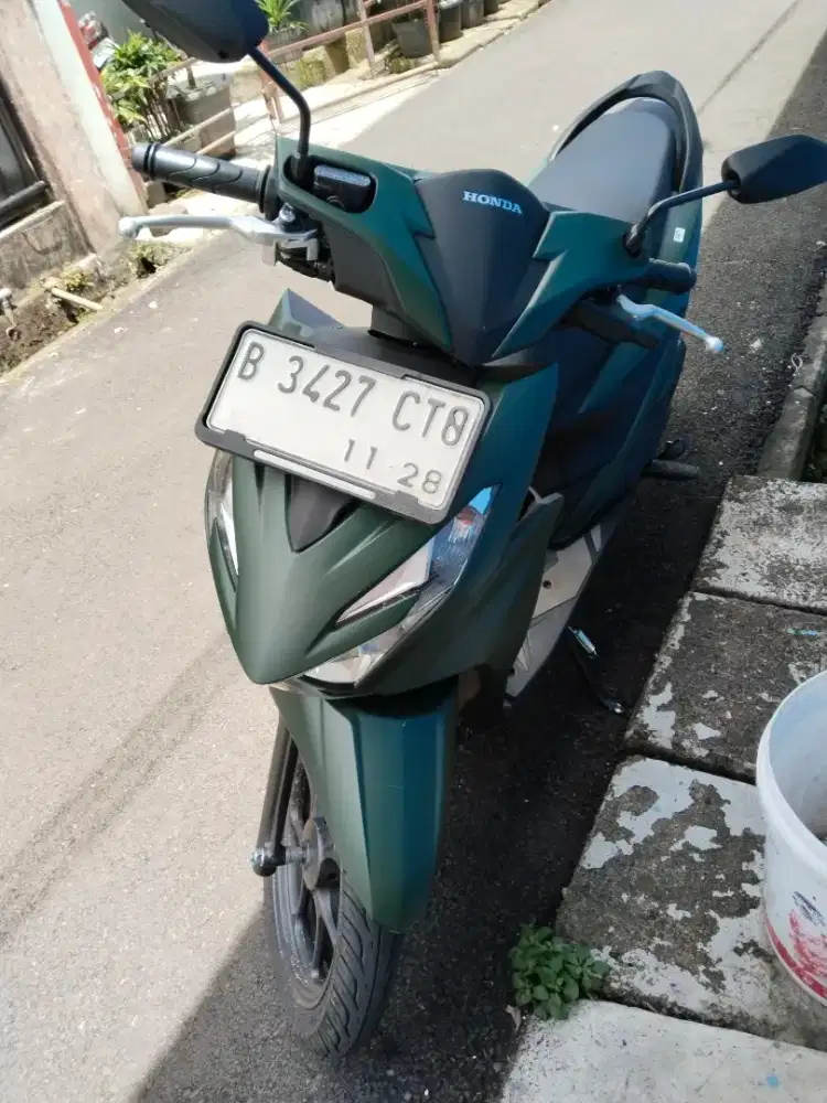 Saya sedang mencari pekerjaan antar jemput , atau kirim2 barang