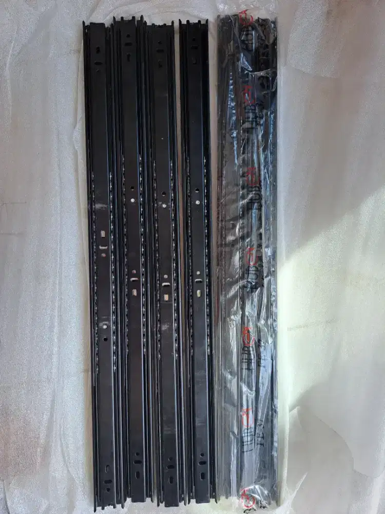 DIJUAL REL LACI BARU