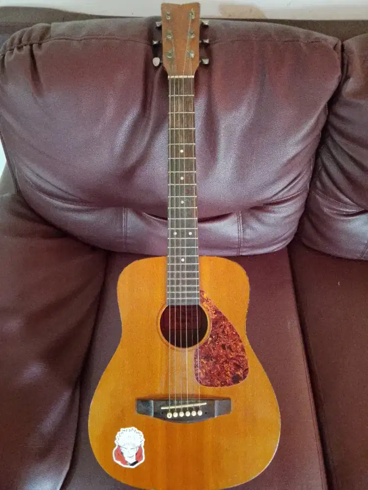 Gitar Yamaha FG Junior JR1, Made in Indonesia