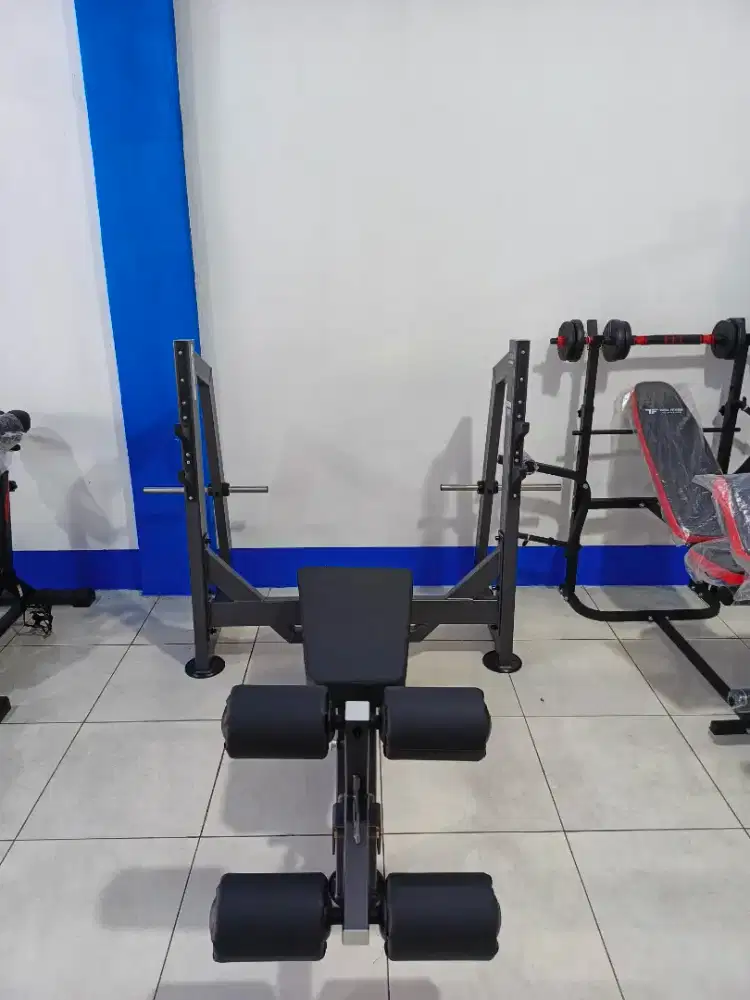 Bench press Commersil