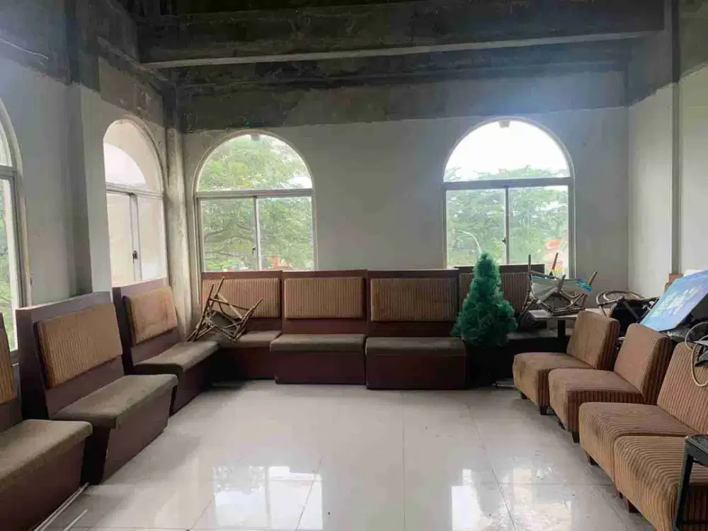 Disewakan Ruko Hook Boulevard Grand Galaxy City Bekasi Selatan Lokasi sangat strategis