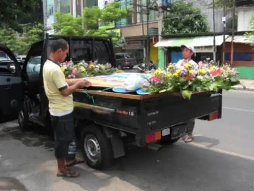 Lowongan kerja supir toko bunga