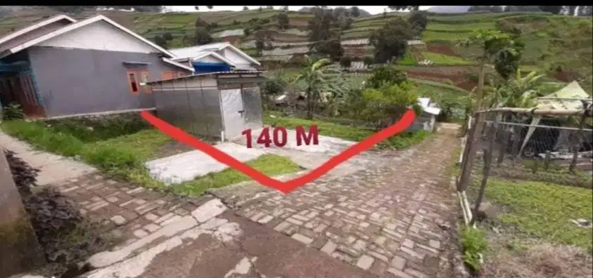 Di jual cepat sebidang tanah di puncak-ciloto