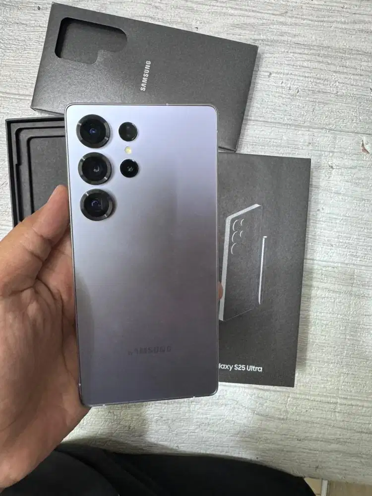Samsung Galaxy S25 Ultra 5G 12/1TB resmi sein fulset original