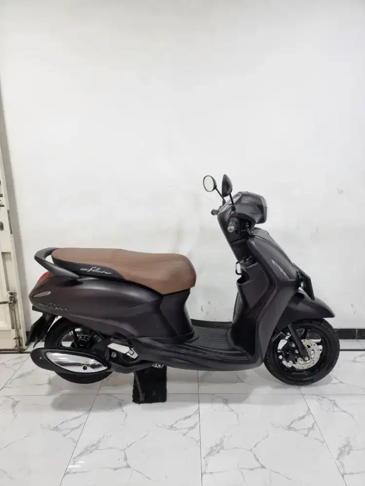 Tipe Tertinggi ! Yamaha Grand Filano LUX 125 2025 Bln 10  KM 2 RB