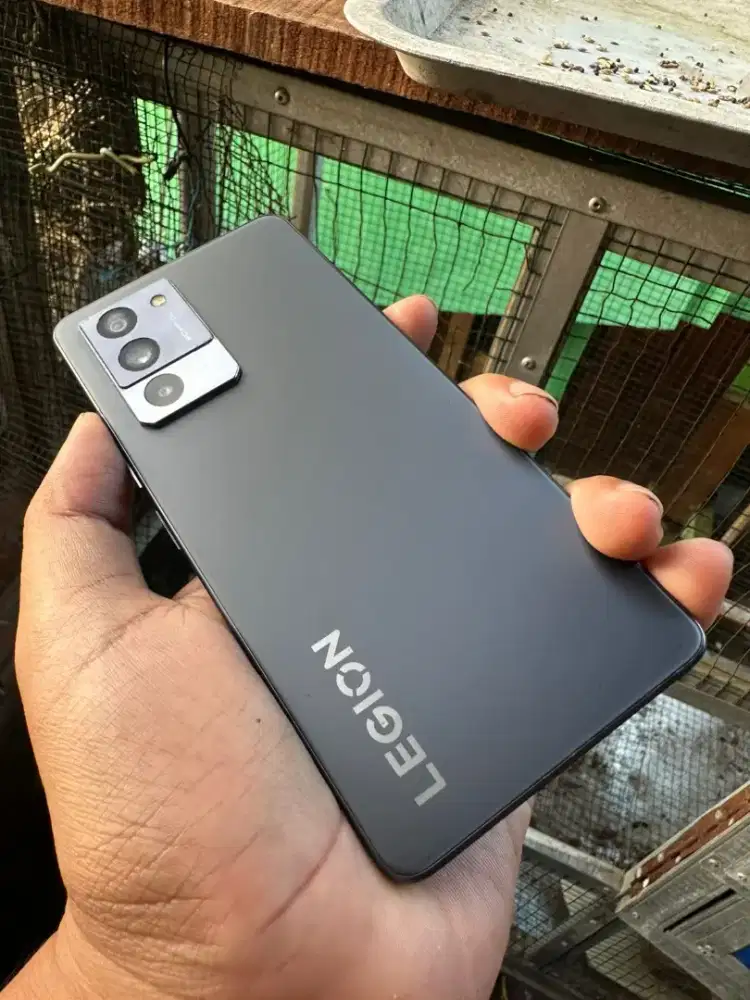 HP GAMING LENOVO LEGION Y70 8/128