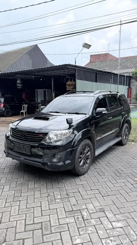 Fortuner VNT TRD AT 2014