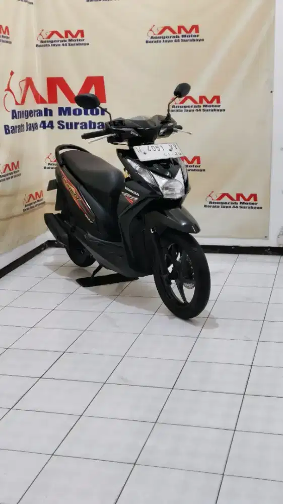 Ready Honda Beat fi Tahun 2013 warna hitam glossy