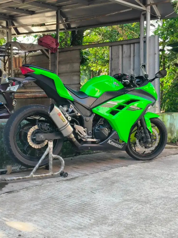 SEDERHANA TAPI BERKARISMA