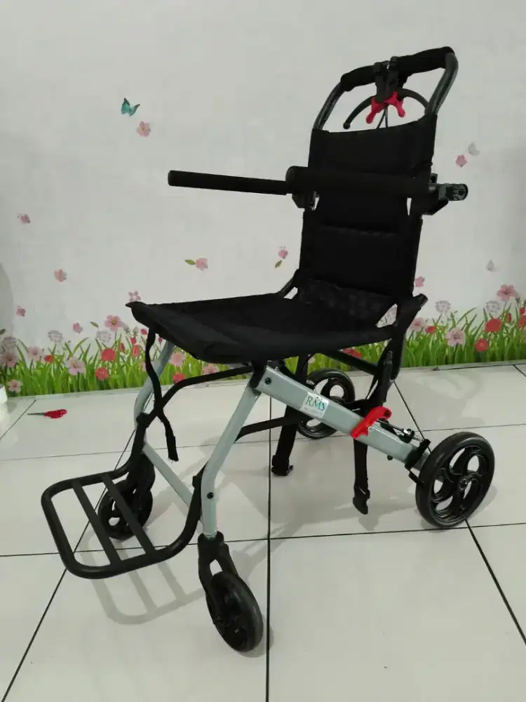 Dijual kursi roda bekas pakai