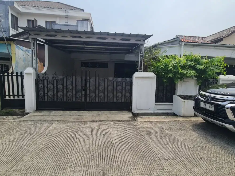 Dijual Rumah Gandeng Luas,nyaman  dan Murah Siap Huni di Duren Sawit,Jaktim