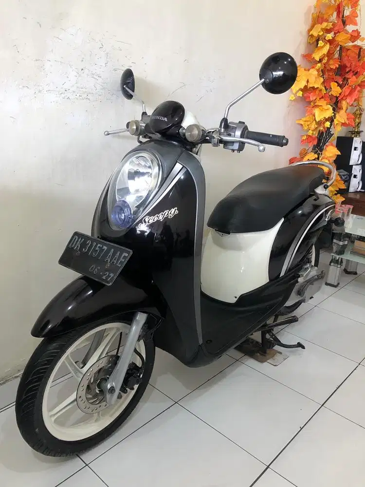Honda Scoopy Th.2012 Putih!!