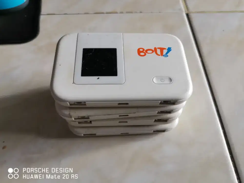 Modem Mifi Huawei E5372 Bolt
Bisa bypass/nyala tanpa baterai 24jam