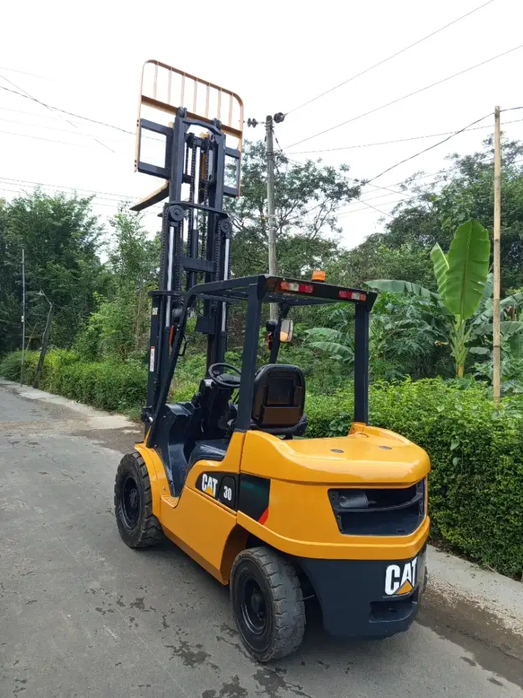 Forklift 3 Ton 2020 Istimewa Mast three lift siap kerja