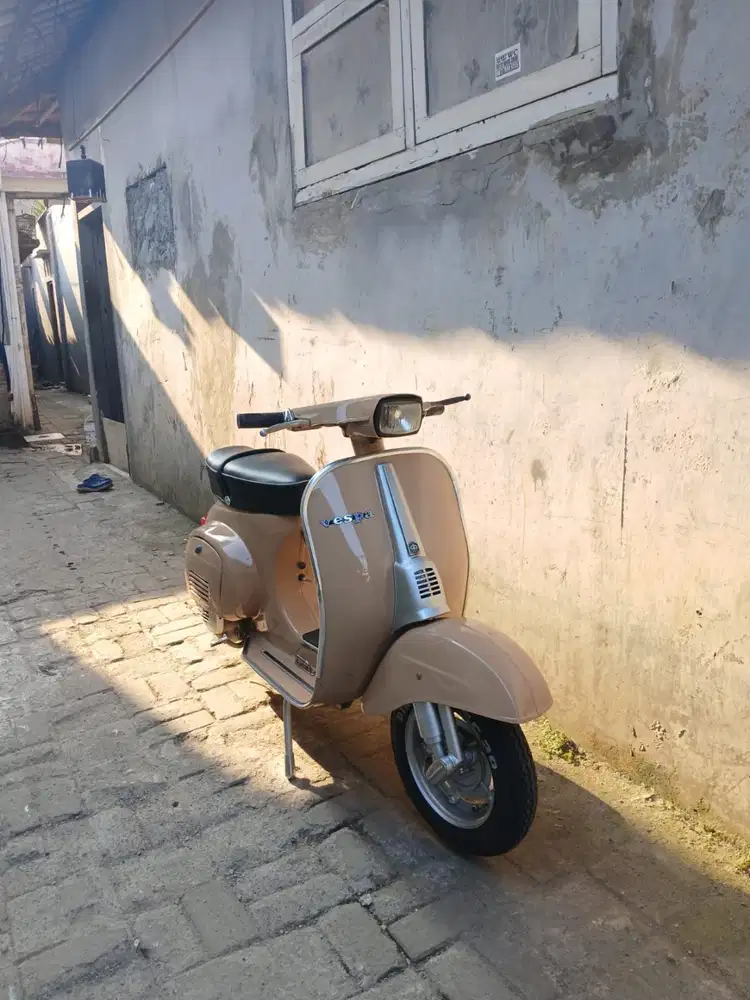 Vespa PTS 100cc tahun 1982