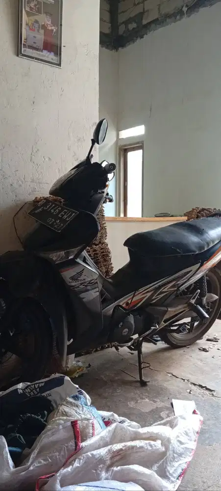 Nego smpe jd. Supra x 125 carbu. 2008 plat B.