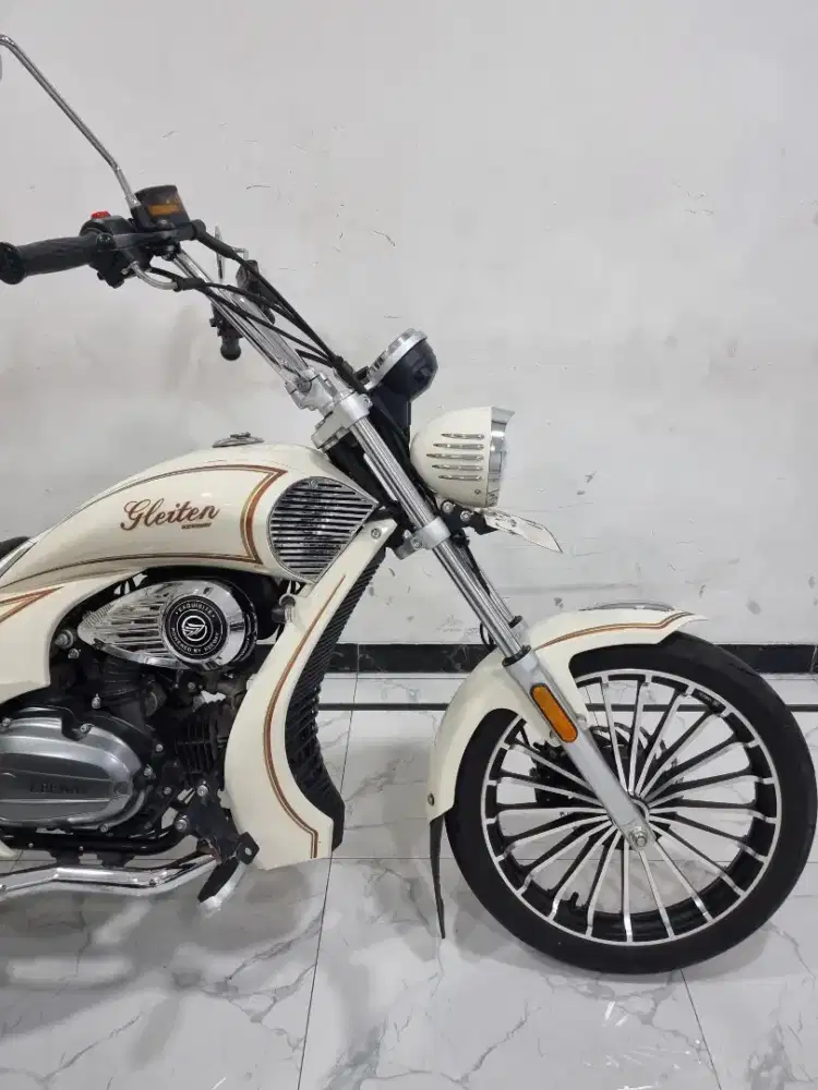 Keeway Gleiten 125 Matic Cruiser LED Fi Antikkk 2025 bln 9 KM 2 RB