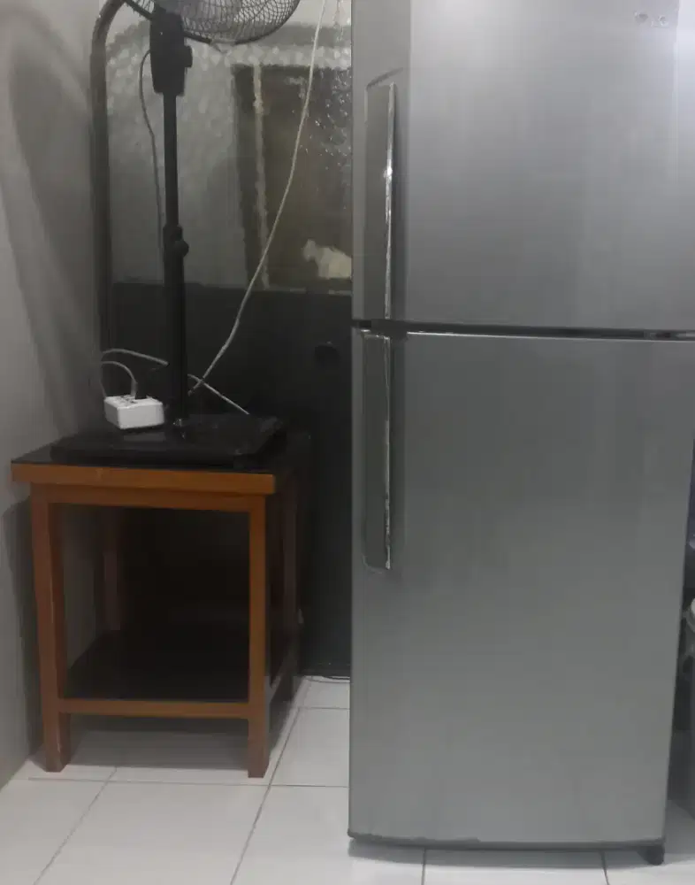 BU..jual Kulkas original LG 2 pintu (second)