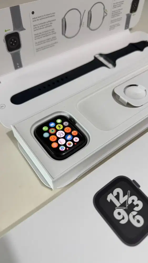 Apple Watch SE 2 44MM Space Gray