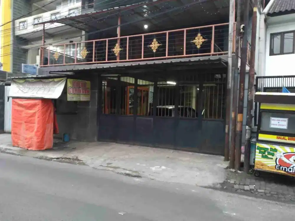 Jual Rumah Jl. Cigadung Raya Timur. Baik Utk Tmpt Tinggal dan Utk Usaha. Ramai Lalulintas serta penduduk.