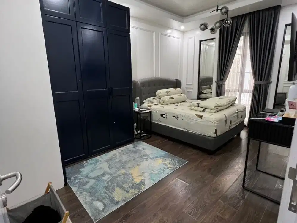 PROMO RUMAH SECOND BEST DEAL | Double Decker Style Rumah 4 kamar tidur Full furnished Di Lavon 2 Tinggal bawa koper! | Sudah ada kantor di rumah